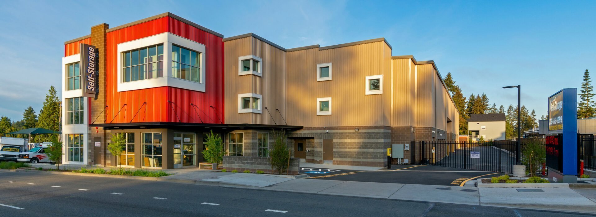 Storage Shoreline, WA West Coast SelfStorage Shoreline