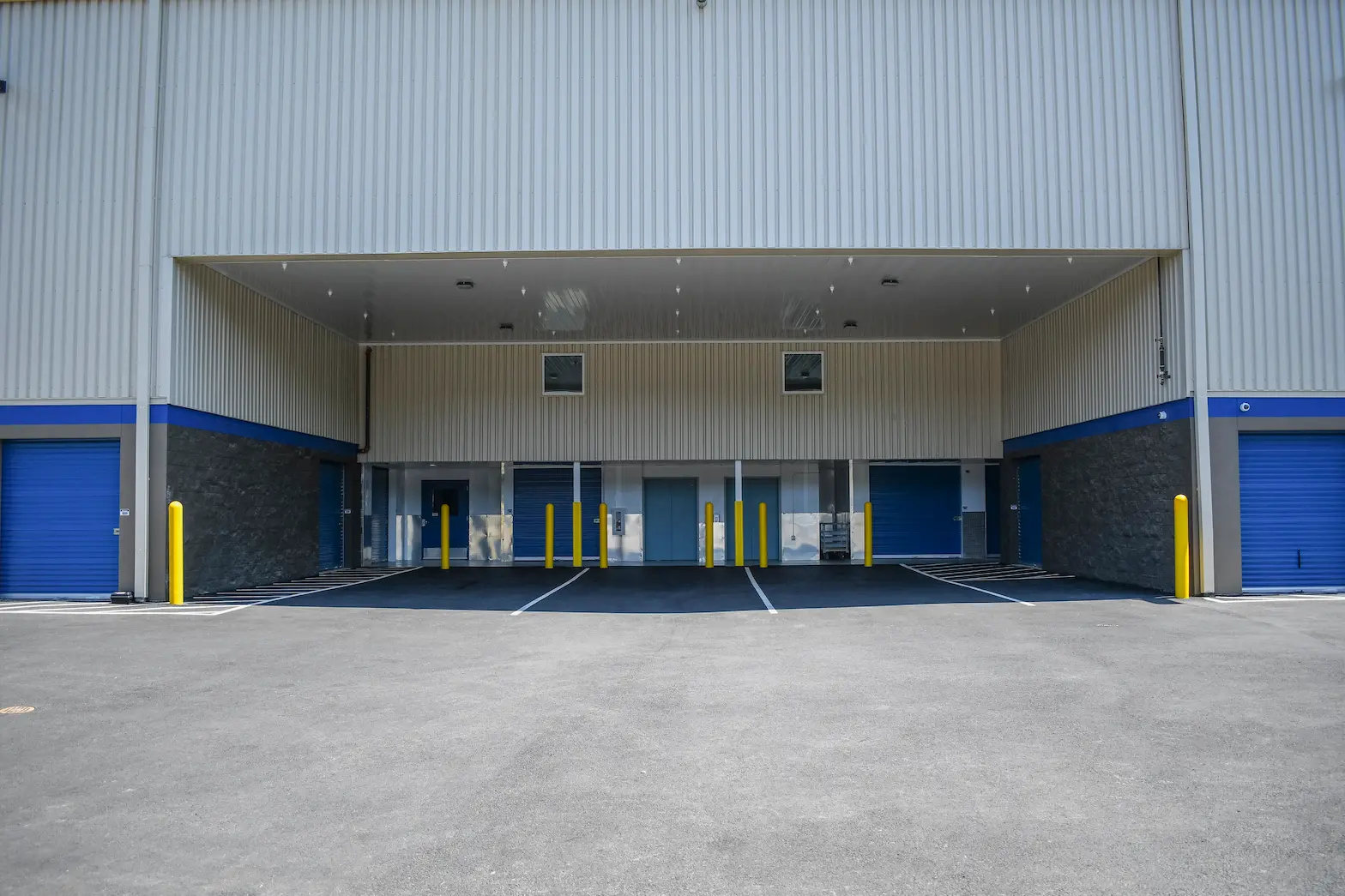 Storage Units Portland SE West Coast SelfStorage 17th & McLoughlin