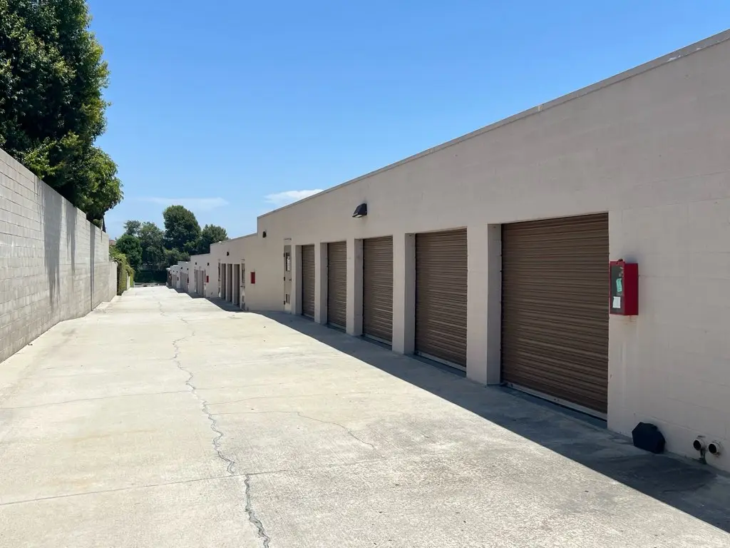 Storage units - Imperial Beach Self Storage 901 S Beach Blvd, La Habra, CA 90631