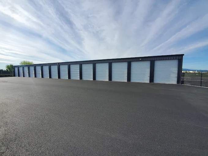 Long Dog Storage Units